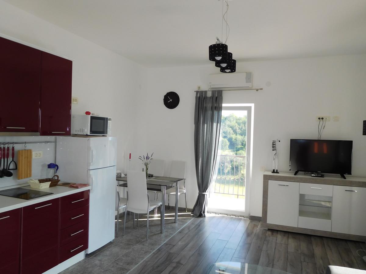 Apartments Sunrise Tivat Exterior foto